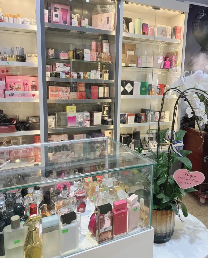 kinh-nghiem-mo-cua-hang-my-pham-xach-tay-3